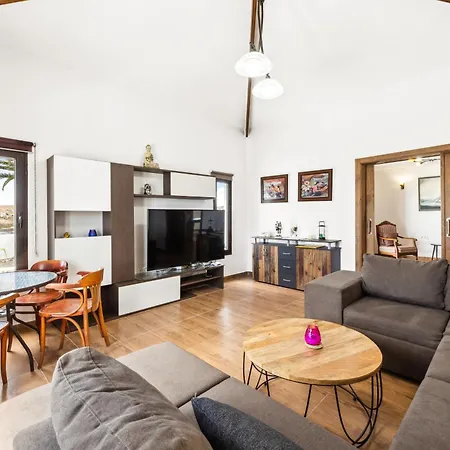 Dona Isidora - Vipvipvillas *