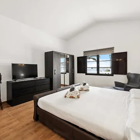 Dona Isidora - Vipvipvillas * テギセ