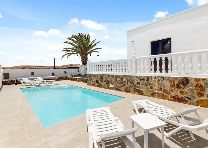 Dona Isidora - Vipvipvillas Teguise (Lanzarote)