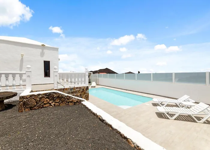 Villa Dona Isidora - Vipvipvillas Teguise (Lanzarote)