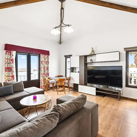 Villa Dona Isidora - Vipvipvillas Teguise (Lanzarote)
