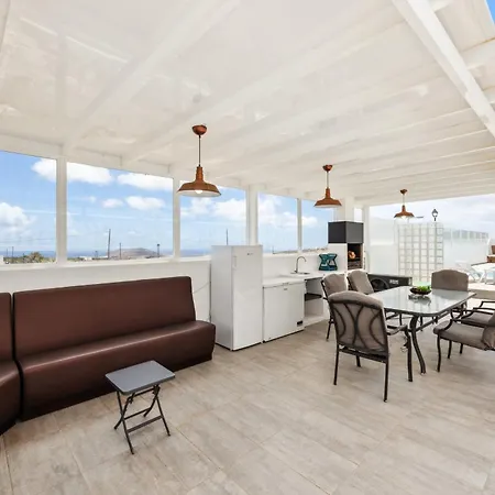 Dona Isidora - Vipvipvillas Villa Teguise (Lanzarote)